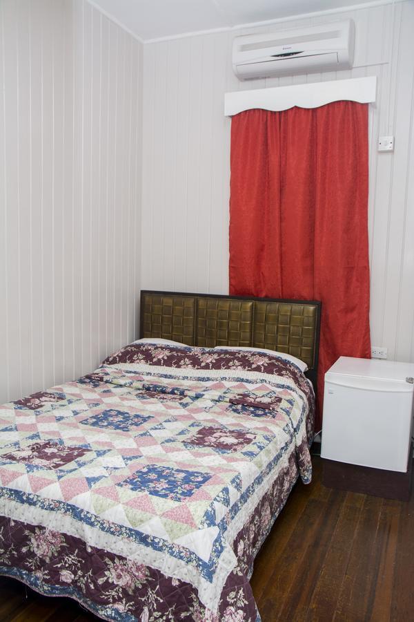 Windjammer International Cuisine & Comfort Inn Georgetown Room photo